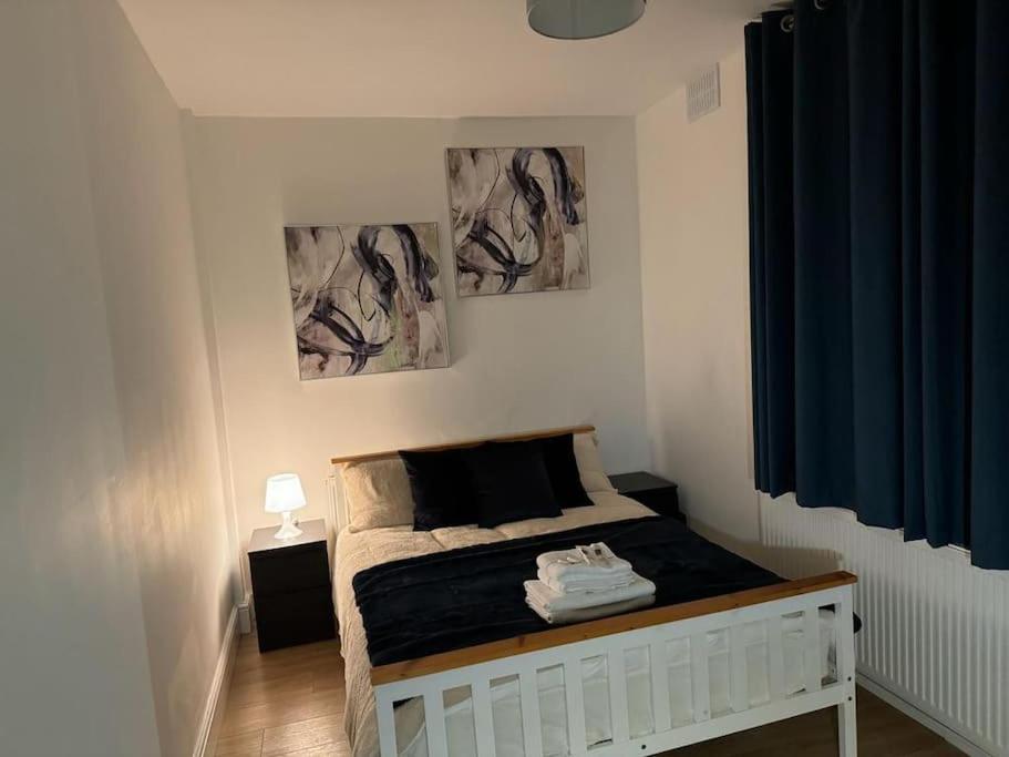 Manor Court Apartment London Exterior photo